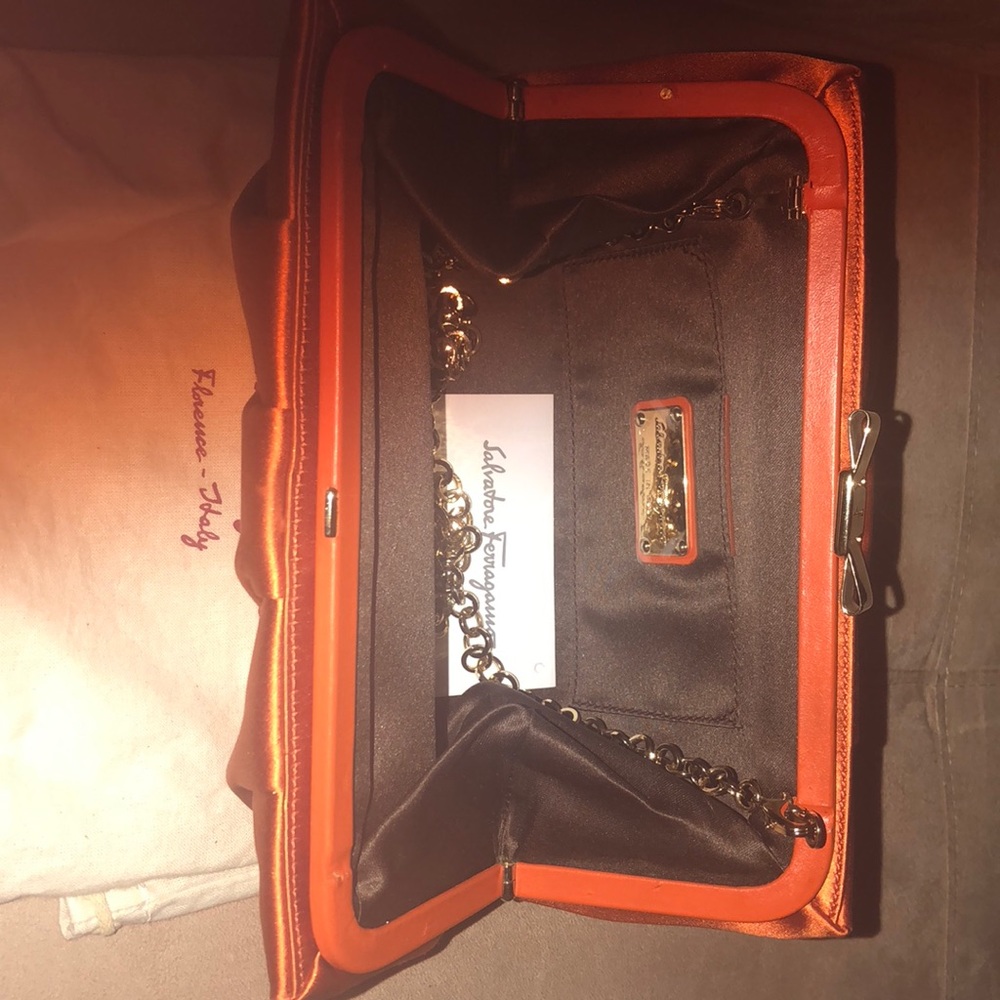 SALVATORE FERRAGAMO Designer Hand Bag - Picture 4 of 7